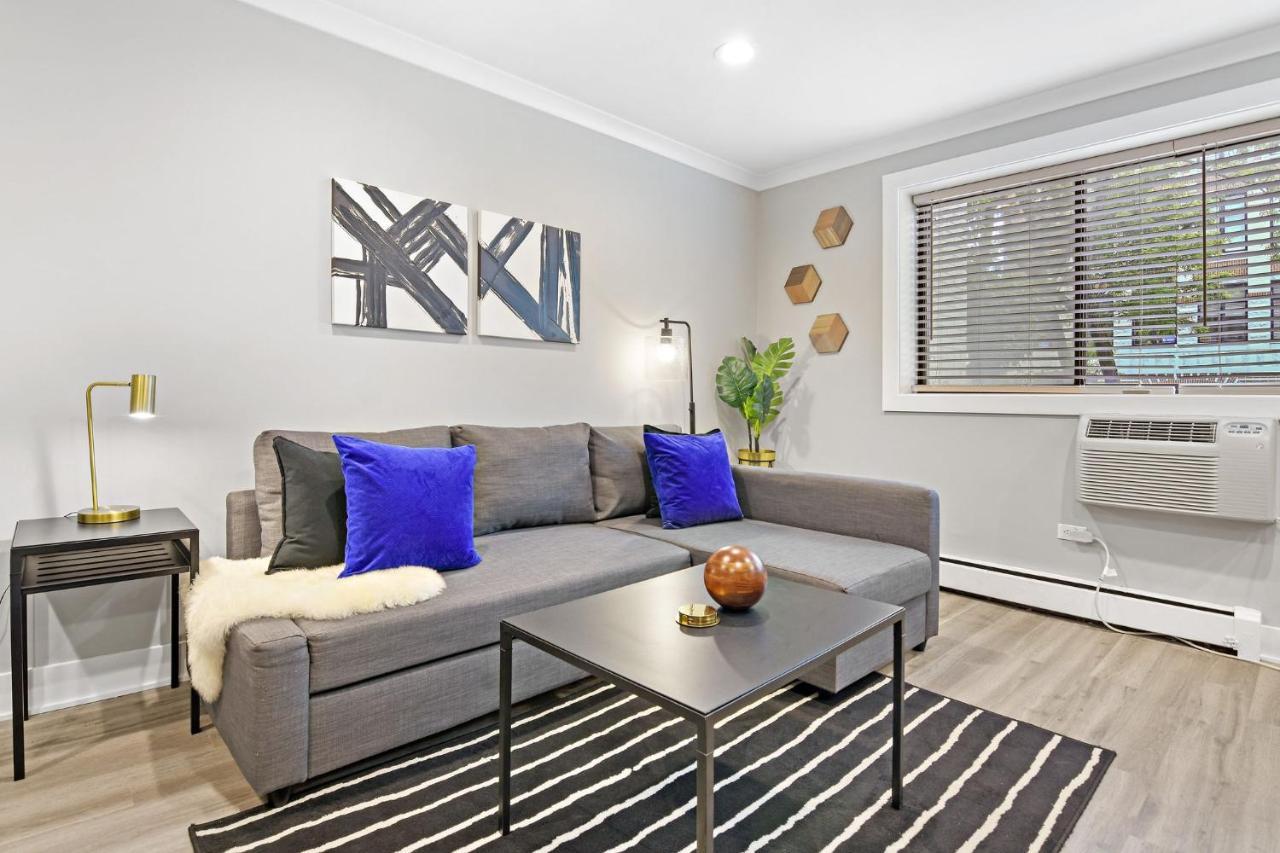 Sophisticated Studio Apartment With Modern Kitchen - Oakdale Od2 Rep Chicago Exteriör bild