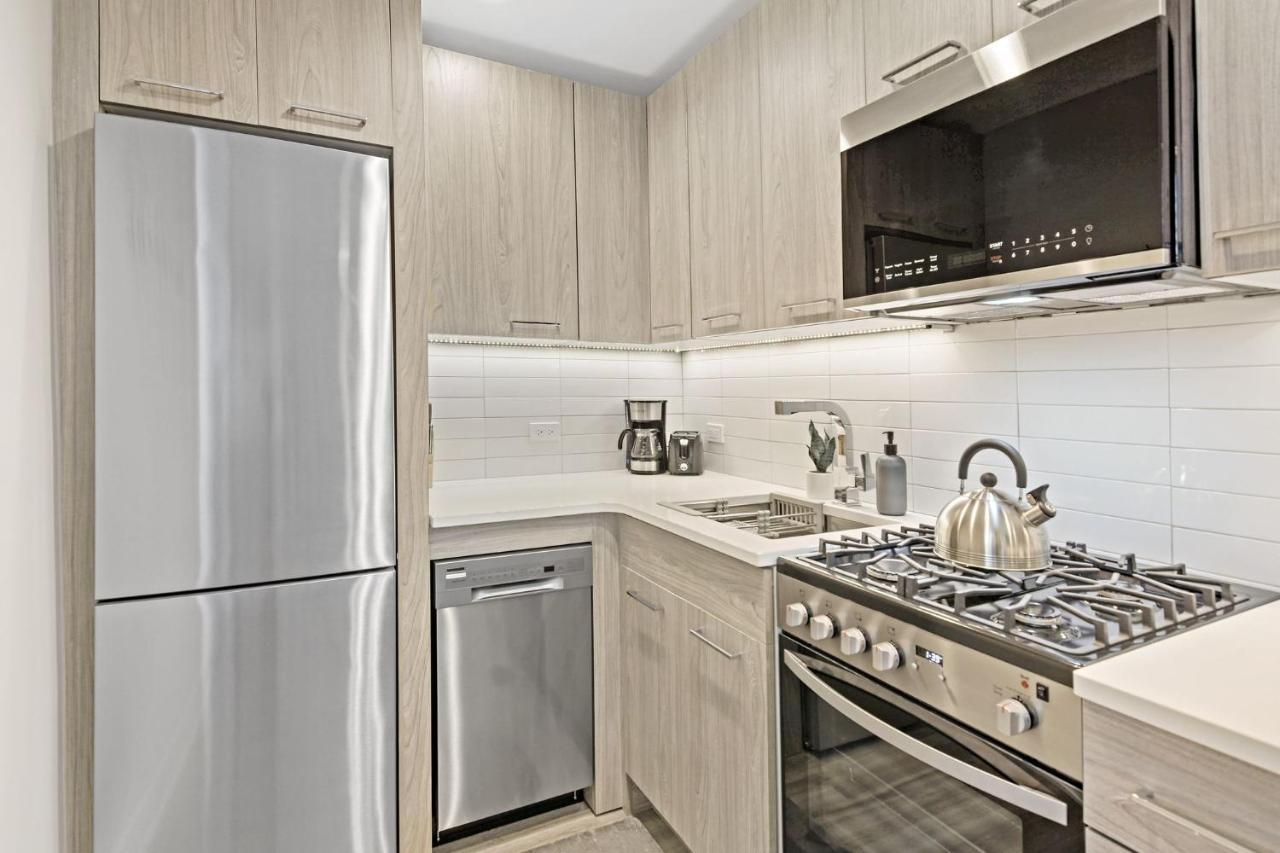 Sophisticated Studio Apartment With Modern Kitchen - Oakdale Od2 Rep Chicago Exteriör bild