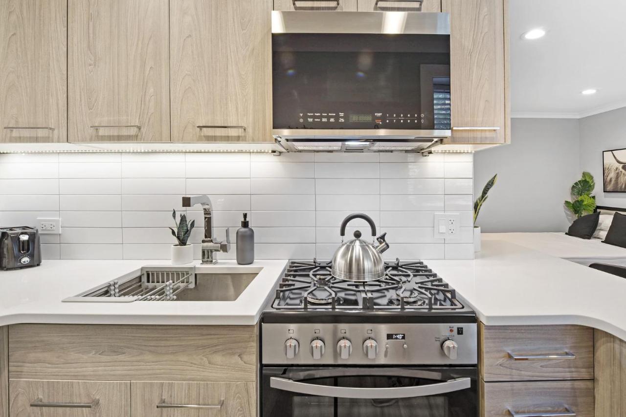 Sophisticated Studio Apartment With Modern Kitchen - Oakdale Od2 Rep Chicago Exteriör bild